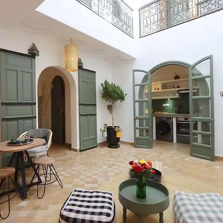 Riad Ptit Kech, Bassin Terrasse - Petits Dejeuners Marrakesh Exterior photo