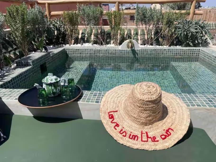 Riad Ptit Kech, Bassin Terrasse - Petits Dejeuners Marrakesh Exterior photo